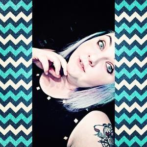 Meet your Posher, Felicia